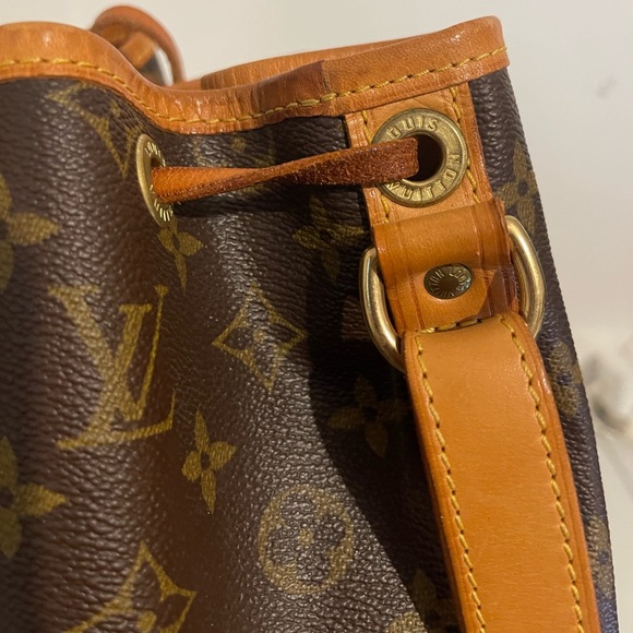 Louis Vuitton Noe Bag - Picture 9 of 13